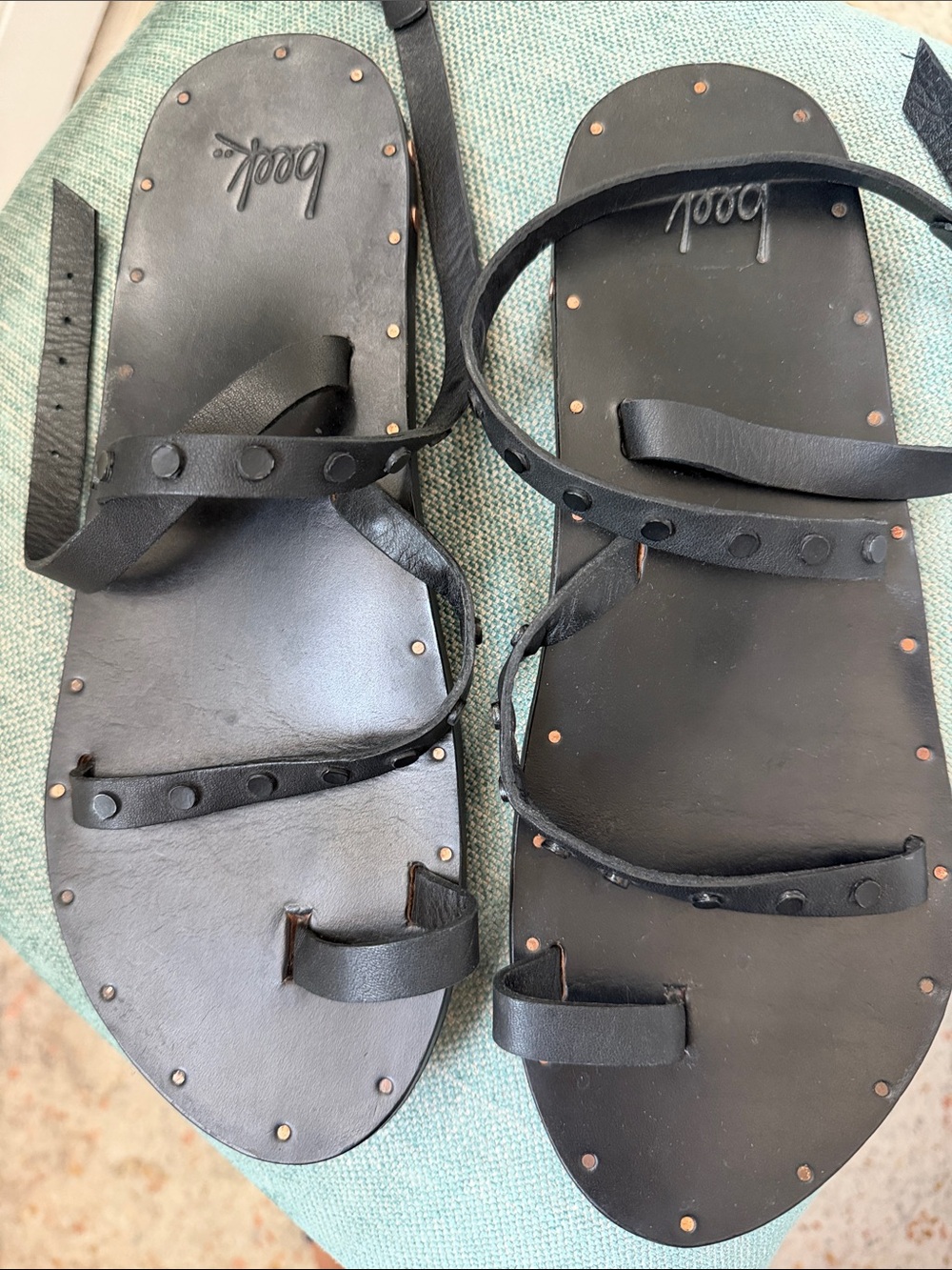 Beek Lorikeet Black Leather sandals